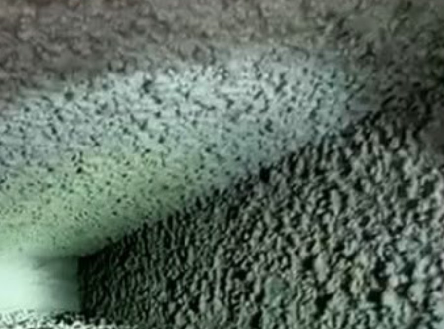Dirty air duct before cleaning